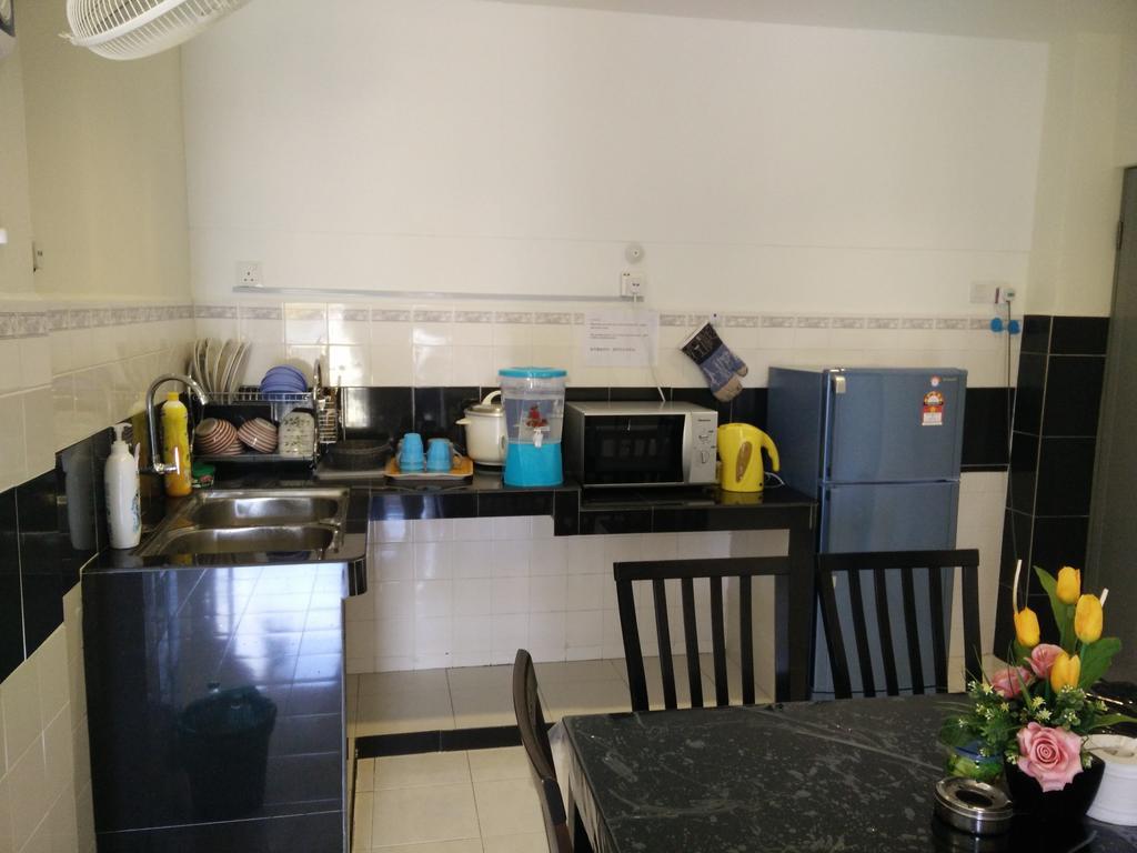 H&A Guest House Malacca Esterno foto