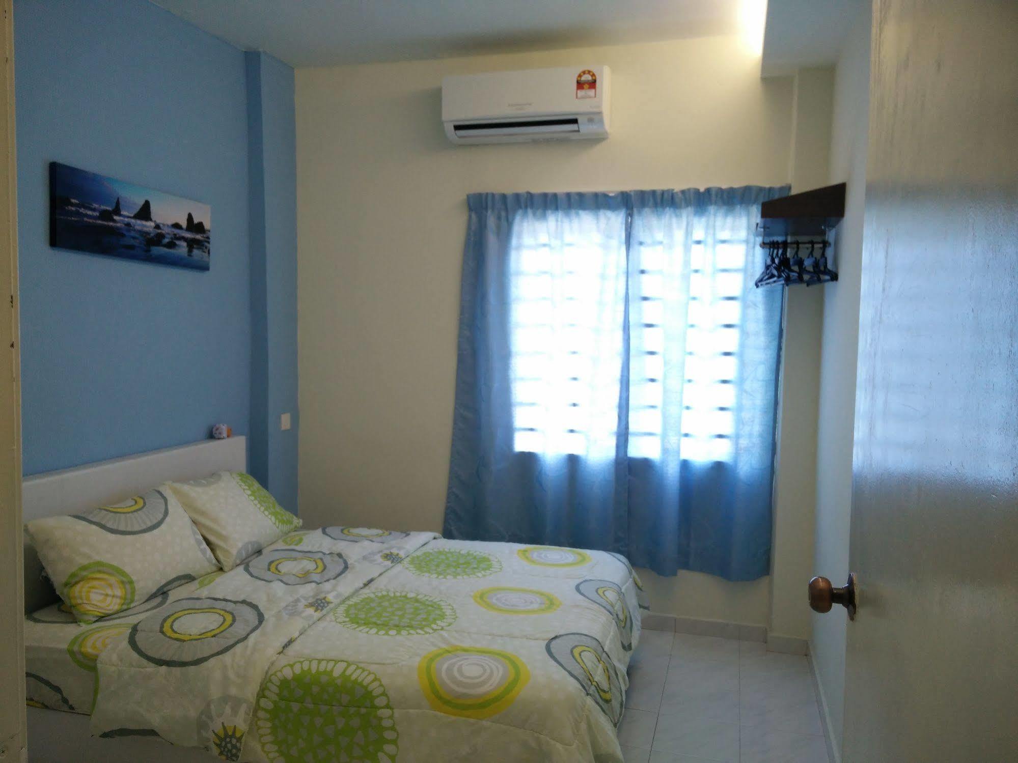 H&A Guest House Malacca Esterno foto