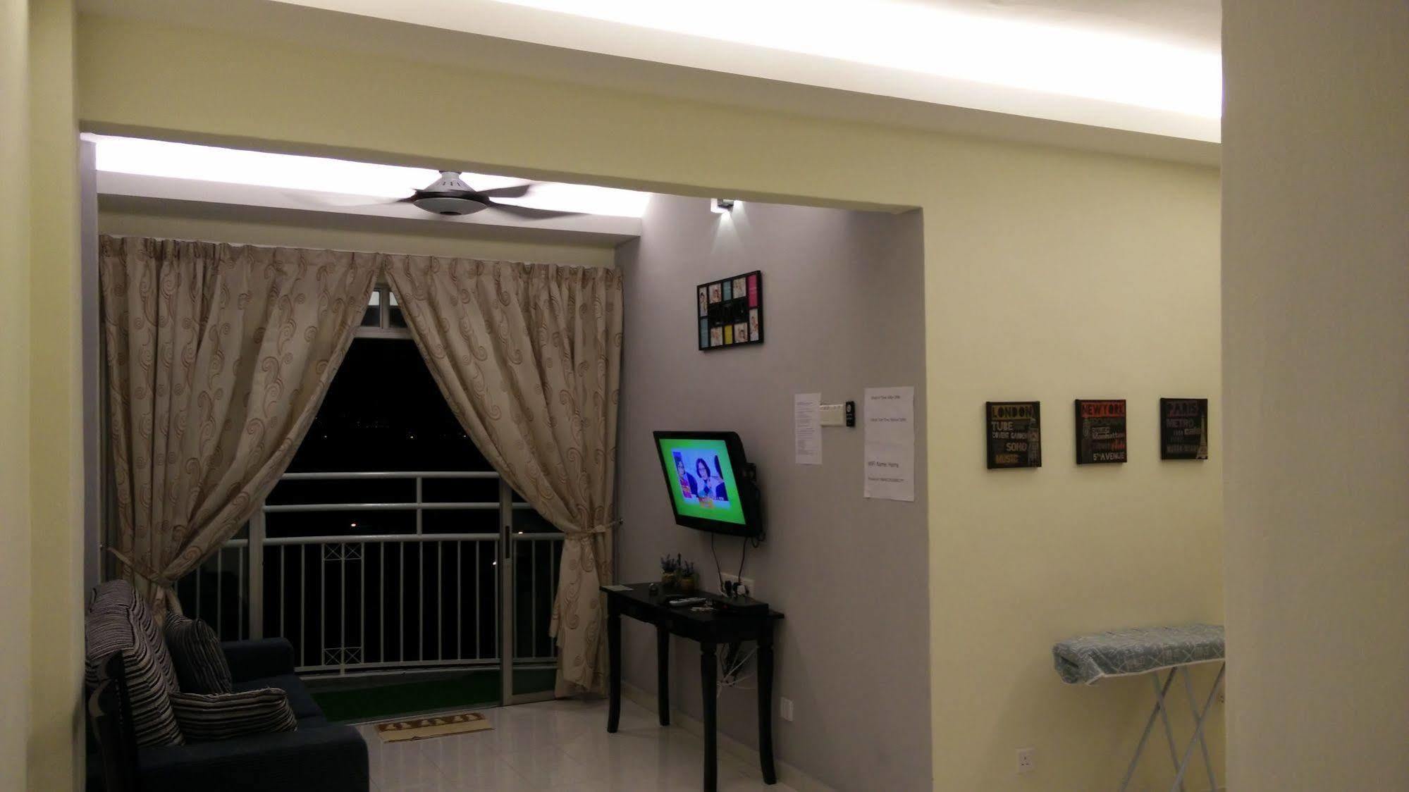 H&A Guest House Malacca Esterno foto