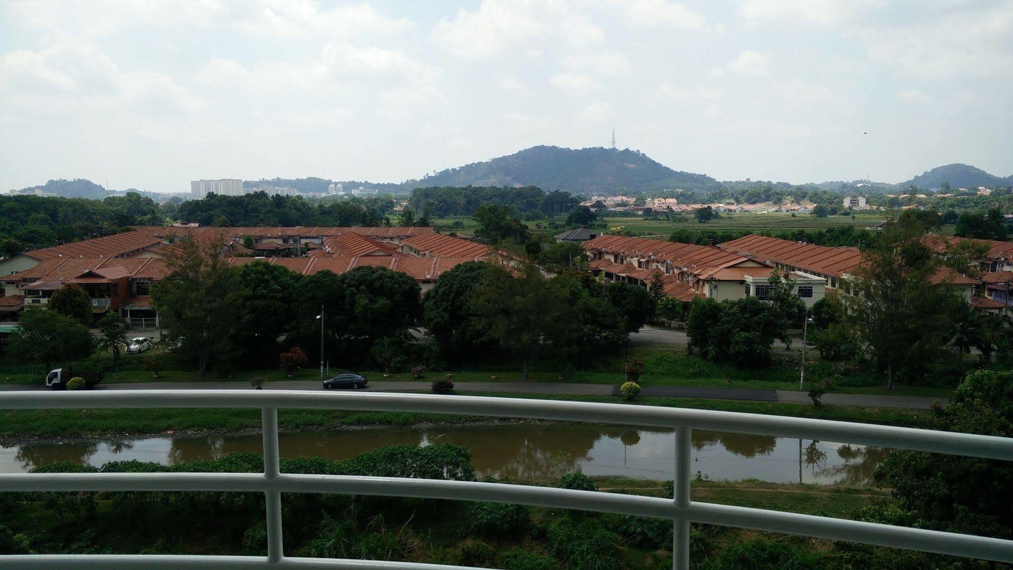 H&A Guest House Malacca Esterno foto
